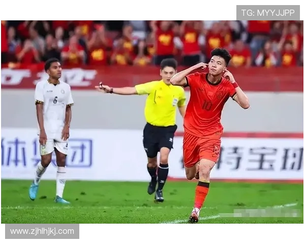 被扇巴掌的国足球星揭示背后不为人知的原因和复杂情感冲突 被扇巴掌的国足球星揭示背后不为人知的原因和复杂情感冲突