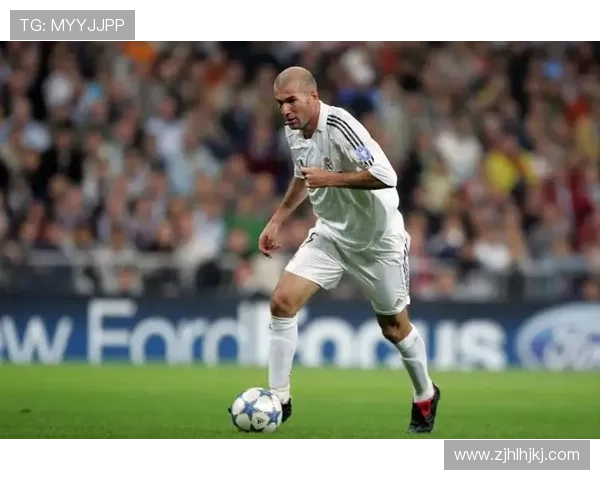 足球暮年巨星回顾:传奇生涯与最后的荣耀时光 足球暮年巨星回顾:传奇生涯与最后的荣耀时光