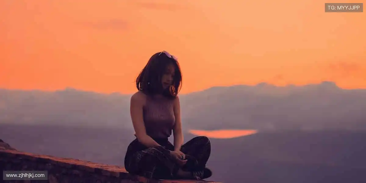 🎮 实时比分,弹幕狂欢,这里永不冷场!